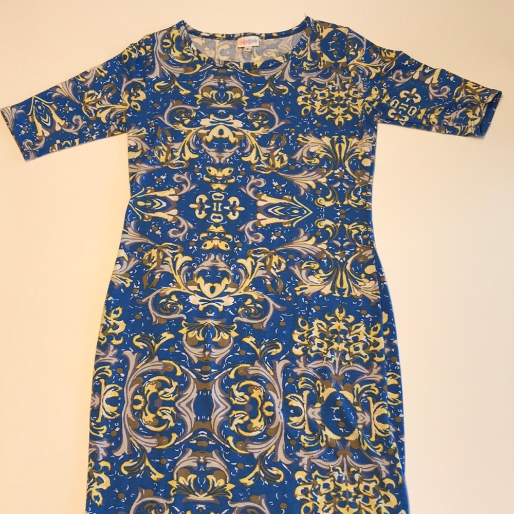 💙 Small LuLaRoe Julia Dress 💙